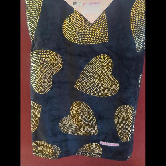 Betsy Johnson ultra soft plush throw - Picture 7 of 7